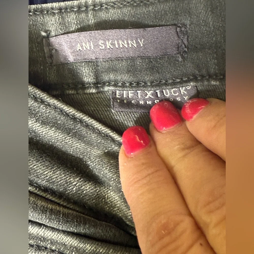 NYDJ Jeans Size 4 Women’s Ami Skinny High Rise Black‎ Faded Jeans 🖤🖤